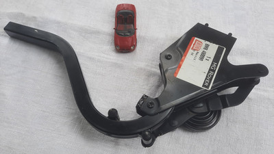 MG MGF MGTF Scharnier Kofferraumdeckel LH BMB460090