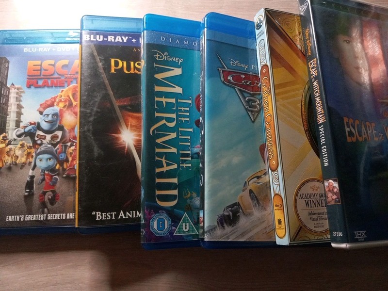 Lot Of 5 Blu Ray Movies Disney, Dreamworks Golden Compass, Little Mermaid + More
