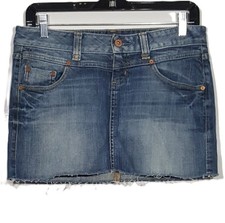 Guess Jeans Denim Mini Skirt Womens Size 28 Micro Fade Fray Stretch Casual Hippy