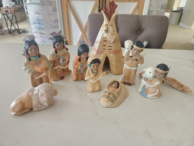 Vintage Native American Indian Themed Nativity Pottery Set - 000952