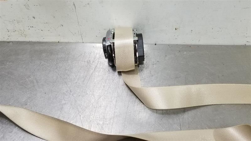 Maserati Ghibli 2017-2017 Front Left Seat belt retractor Beige