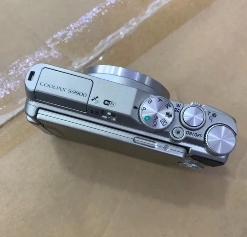 Nikon COOLPIX S9900 - Zoom 30x - 16MP - 1080p - Reducción de vibración - Plateado Foto 2 de 4