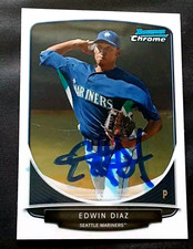 EDWIN DIAZ DODGERS METS AUTOGRAPHED SIGNED 2013 CHROME ROOKIE BASEBALL CARD