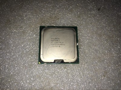 Intel Pentium 4 631 SL9KG 3.00GHz 800MHz FSB 2MB L2 Socket LGA775 Processor