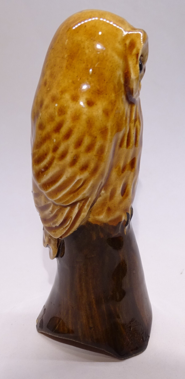 Vintage English Stuart Bass Pie Bird Vent * Screech Owl on Stump * signed 'SB'