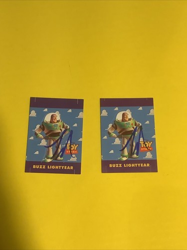 Tim Allen signed 1995 Skybox Buzz Lightyear Rookie Card Lot of 2 Auto Autograph