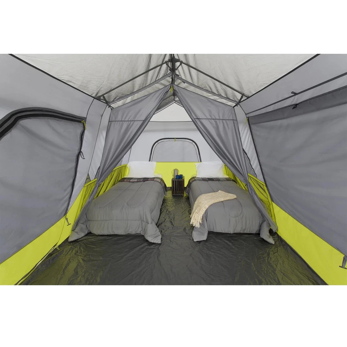 9 Person Instant Cabin Tent with Full Rainfly 14' x 9' – Core