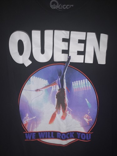 T-SHIRT HOT TOPIC 