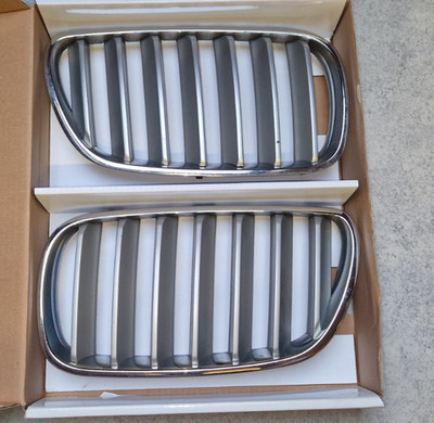 Original BMW Frontgrill-Ziergitter Satz Graphit   E83 LCI X3   gebraucht