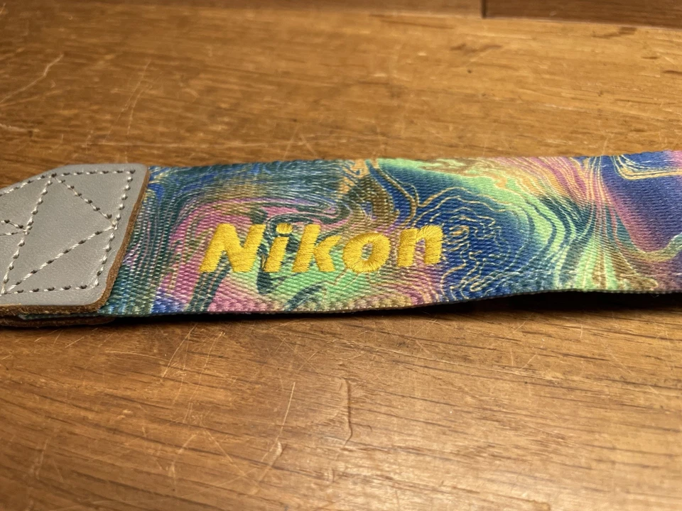 *Quase em perfeito estado ++* Nikon genuína câmera de mármore colorida alça de ombro de pescoço da JPN - Imagem 3 de 4