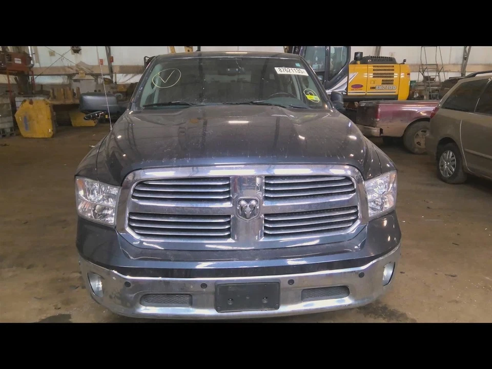 Faro del conductor estilo clásico rueda de 5 orejetas para camioneta Dodge 1500 13-23 6433576 Foto 2 de 4