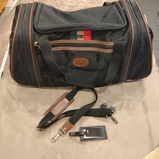 Vintage LARK Travel Structured Duffle Bag Suitcase Luggage Black 22 in Key B41