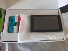 Nintendo Switch 32 GB Neon Rot/Blau OVP + Leg Straps