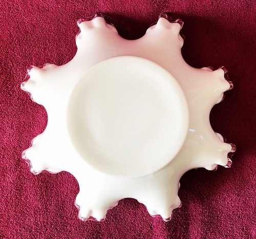 Fenton Silver Crest Milk Glass 10" Flared Ruffled Compote Candy Dish - Picture 4 of 4