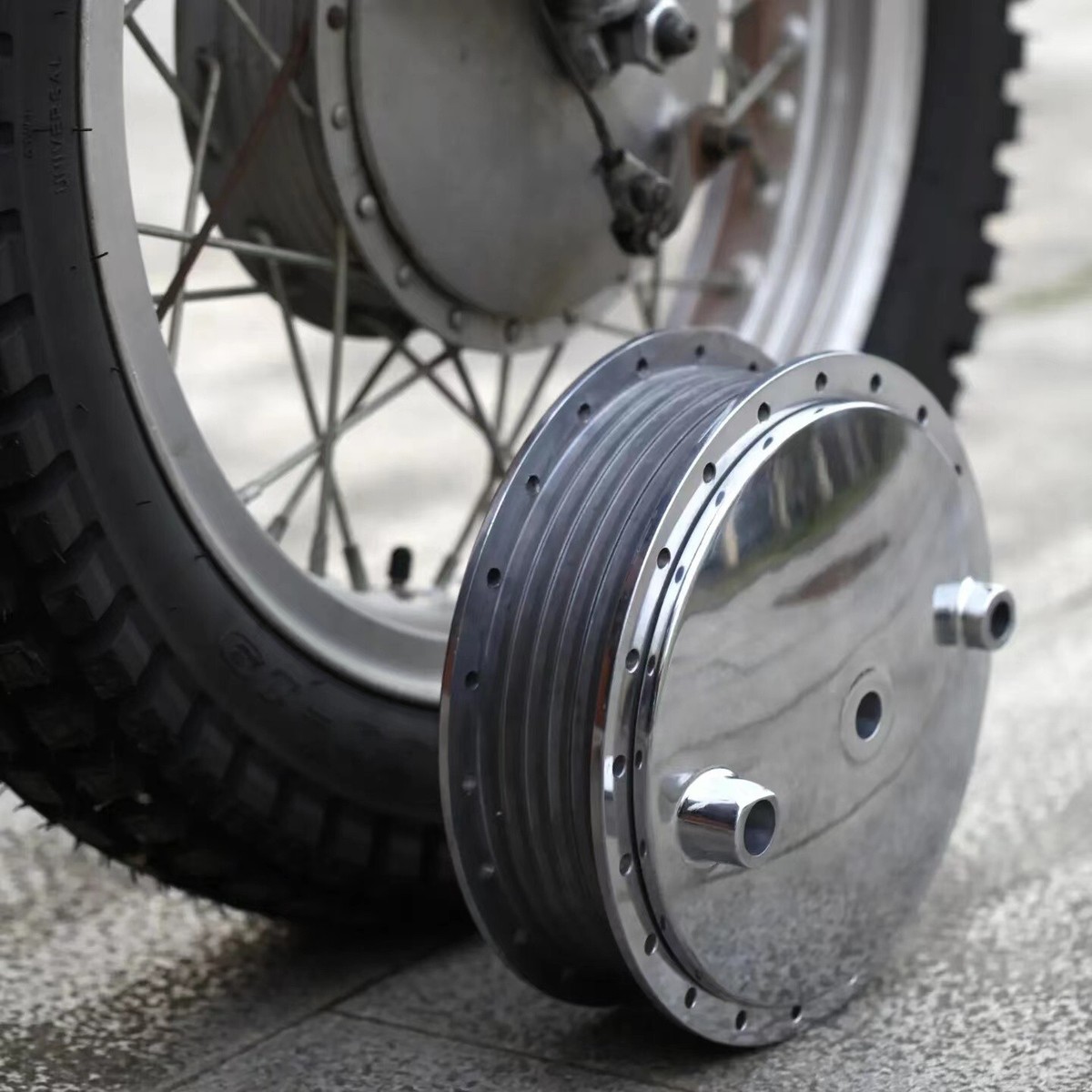 ハンバーガードラム Complete Hamburger Drum Brake Kit For 1972 Harley Ironhead