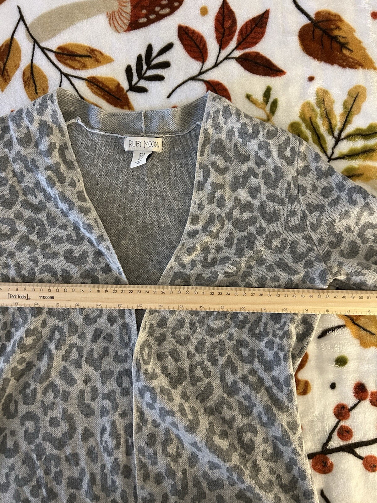 Women's S Grey Ruby Moon Leopard Print Long Cardi… - image 7