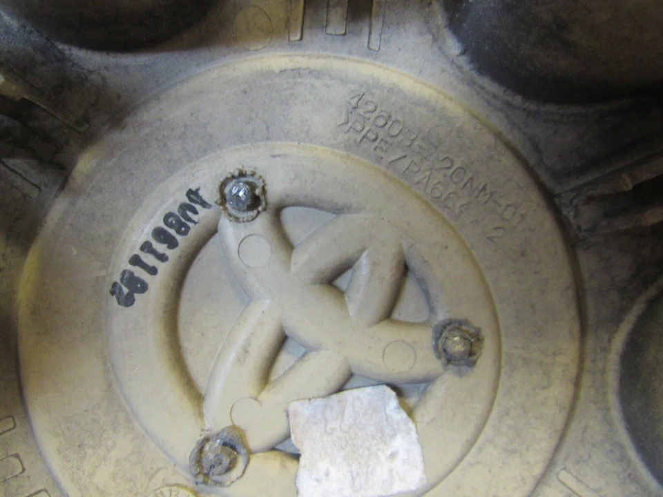 Tapa central de rueda de fábrica Toyota Solara 1999 2000 2001 2002 2003 2004 OEM Foto 3 de 4