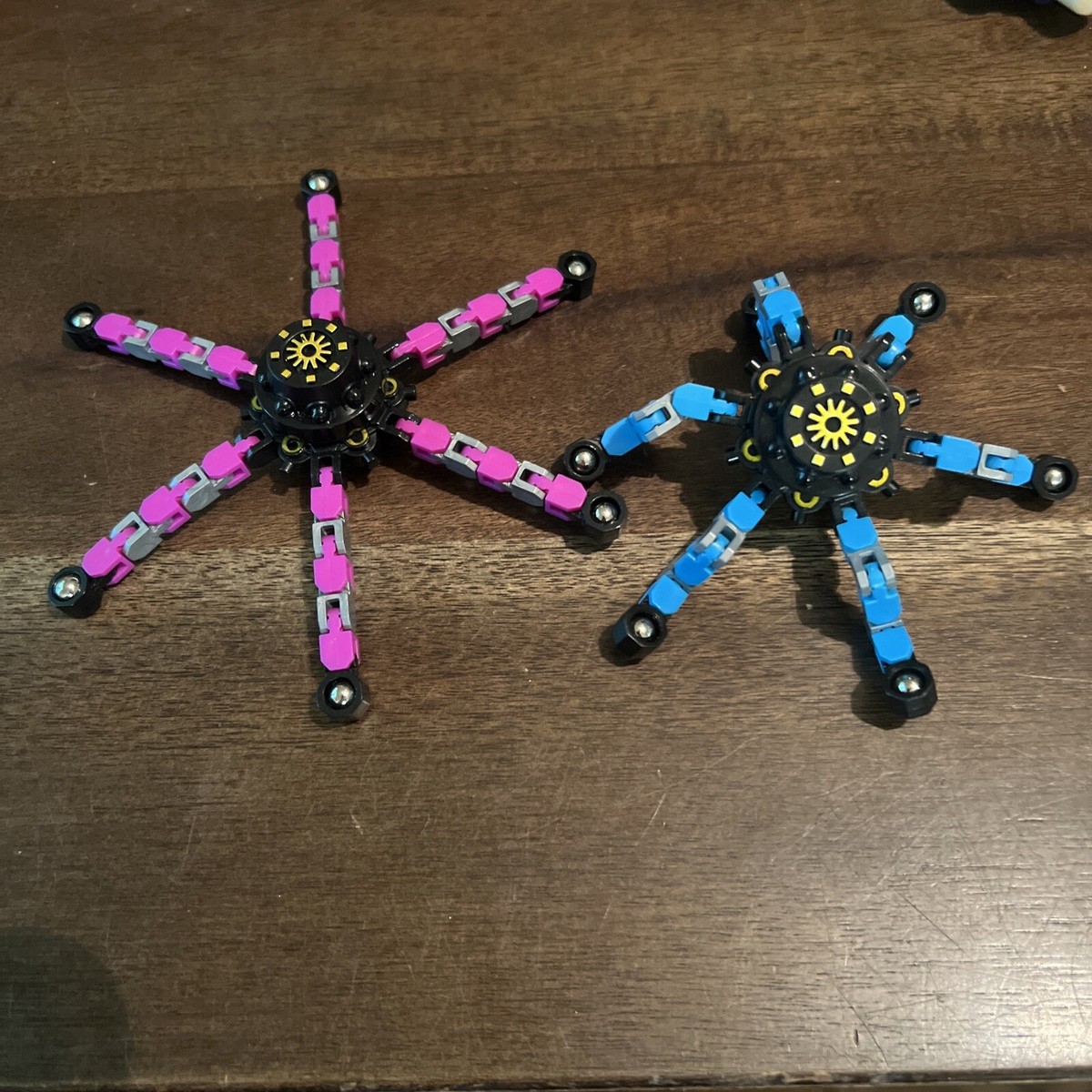 Lot Of Deformable Fingertip Transformable Robot Gyro Spin Top