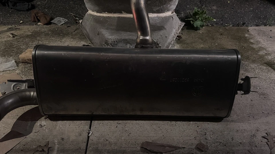 2015-2018 JEEP RENEGADE 2.4L REAR EXHAUST SYSTEM CENTER DOWNPIPE MUFFLER OEM - Image 3 of 4