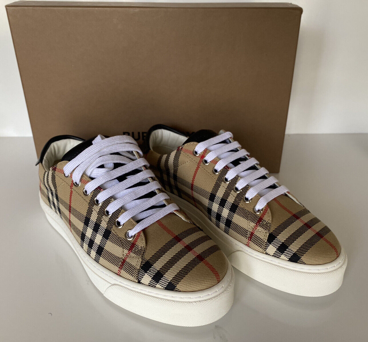 NIB Burberry Men's Rangleton Check Beige Low Top Sneakers 6 US (39 Eu)  8038185 | eBay