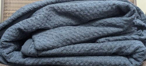 Quince 100% Organic Luxe Waffle Duvet Cover 2PC Set Indigo Blue Size Twin -NEW- - Picture 3 of 6