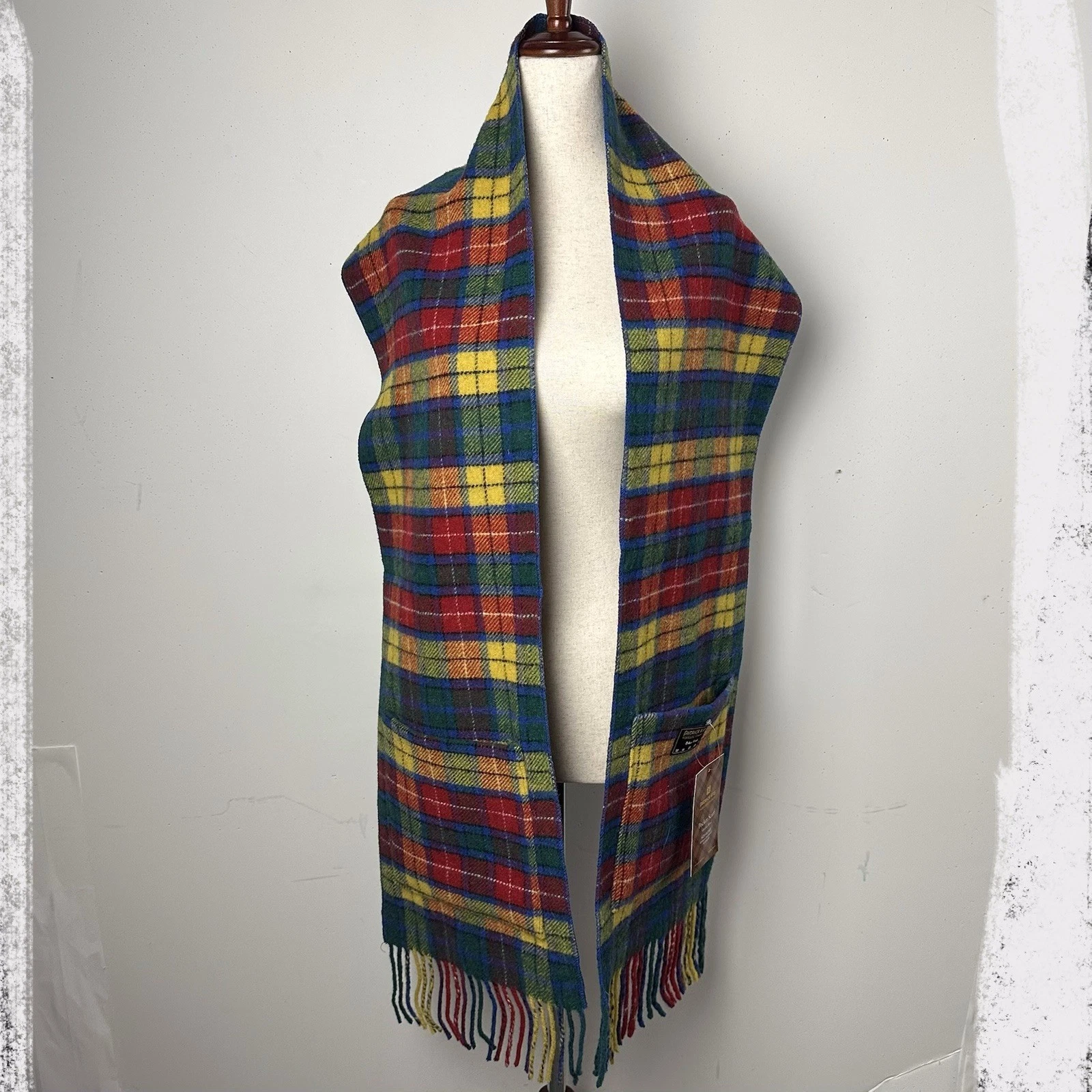 NWT Patrick King Scarf Antique Buchanan Tartan Plaid Merino Wool Fringe Pocket