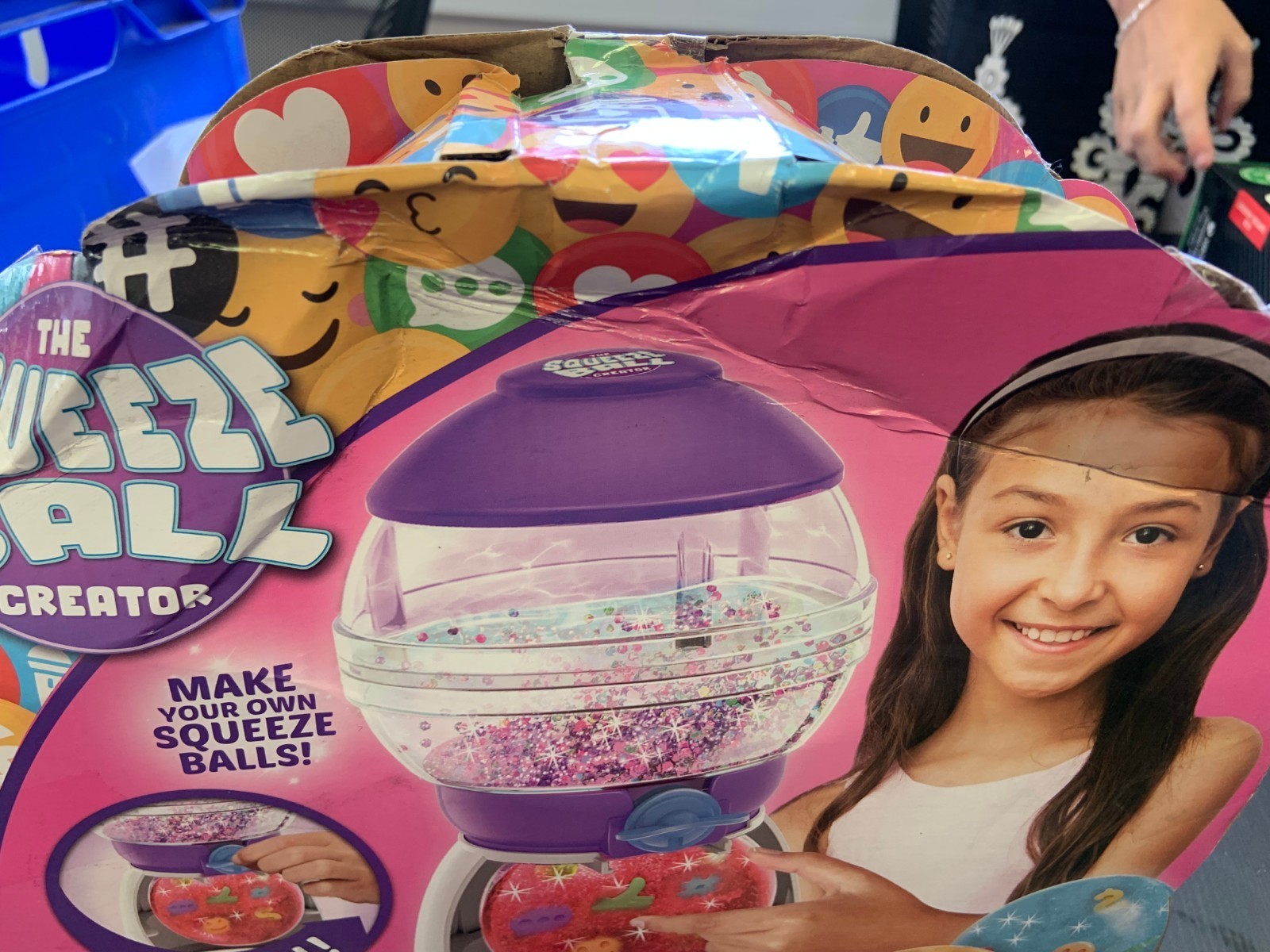 Squeeze Ball Creator (Damaged Packaging)