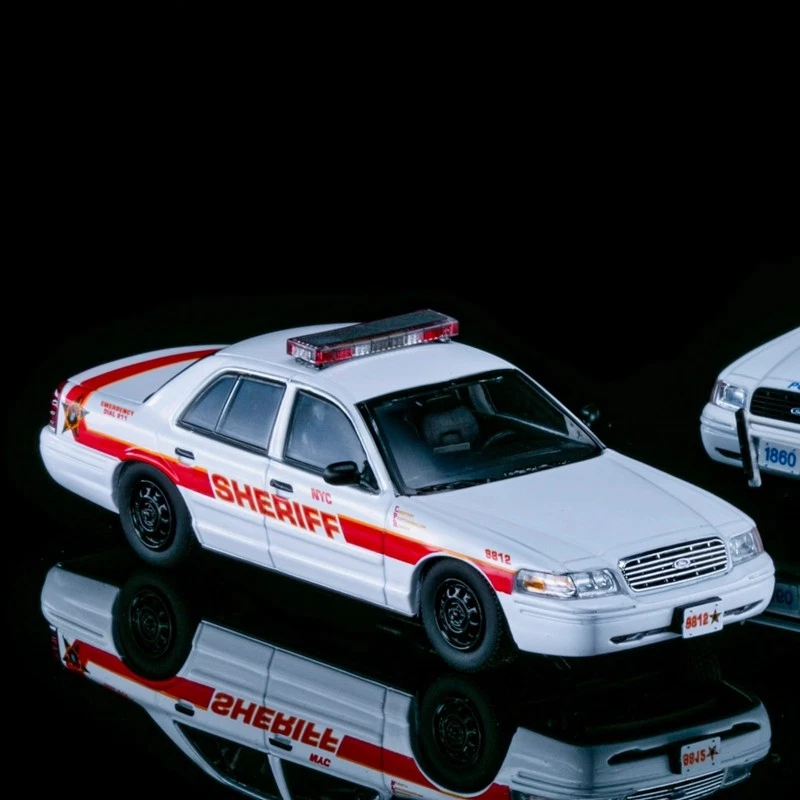1:64 Scale Sheriff Ford CVPI Crown Victoria Diecast Car - Image 4 of 4