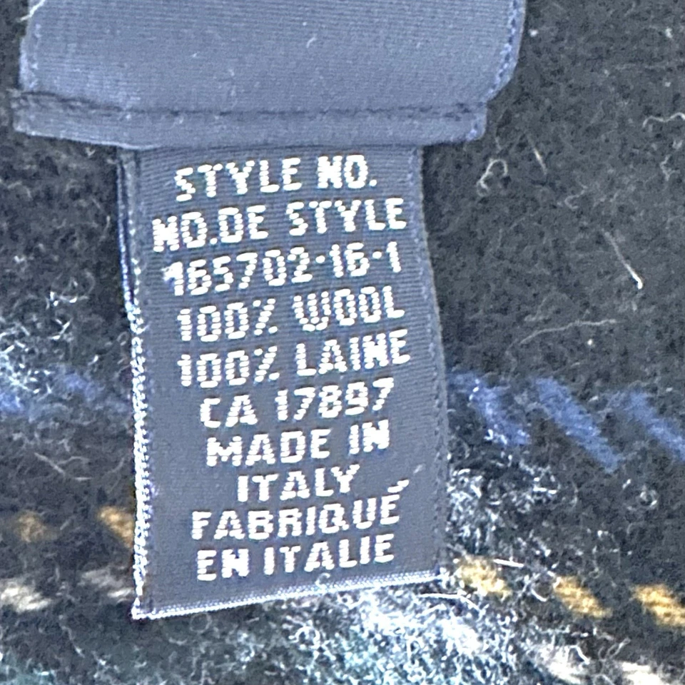 "Bufanda vintage Gap 100 % lana hecha en Italia tartán oscuro a cuadros con flecos 76"" X 14""" Foto 3 de 4