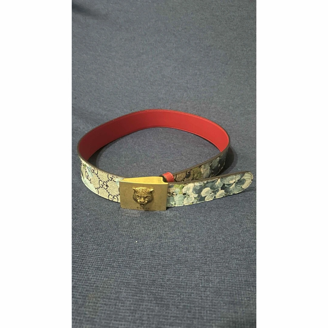 Gucci Women’s GG Gold Tone Buckle Supreme Canvas Blooms Belt Size 75\