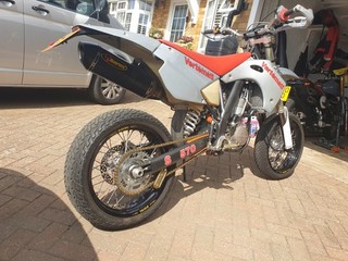 VERTEMATI S570 2002 SUPERMOTO EXCELLENT LOW MILEAGE CONDITION 11 MONTHS MOT