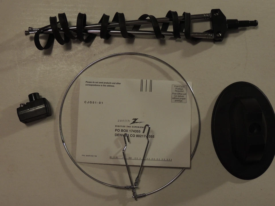 Antena interior de señal VHF/UHF/FM Philips MANT075 Foto 3 de 4