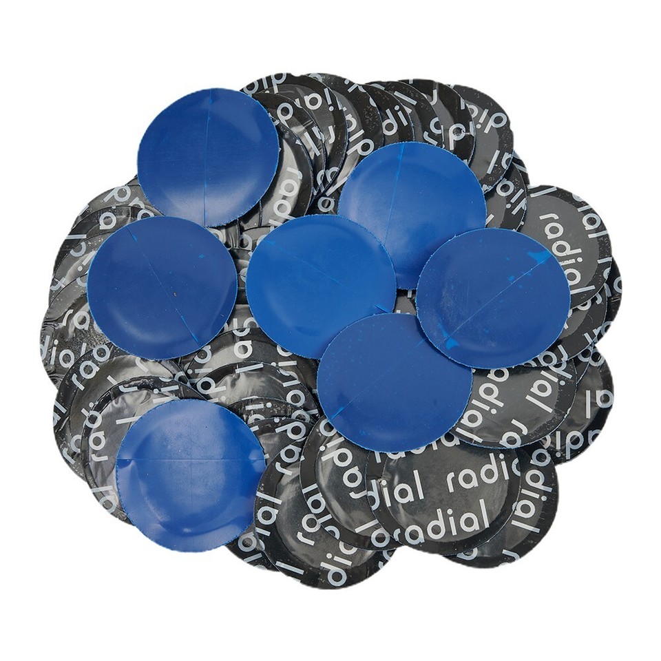Kit Riparazione Pneumatici Tubeless - 24 Spine A Fungo Da 4,5 Mm Con Attrezzi