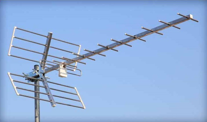 ANTENNA TV 5G DIGITALE TERRESTRE UHF ALTO GUADAGNO ESTERNA 14 ELEMENTI