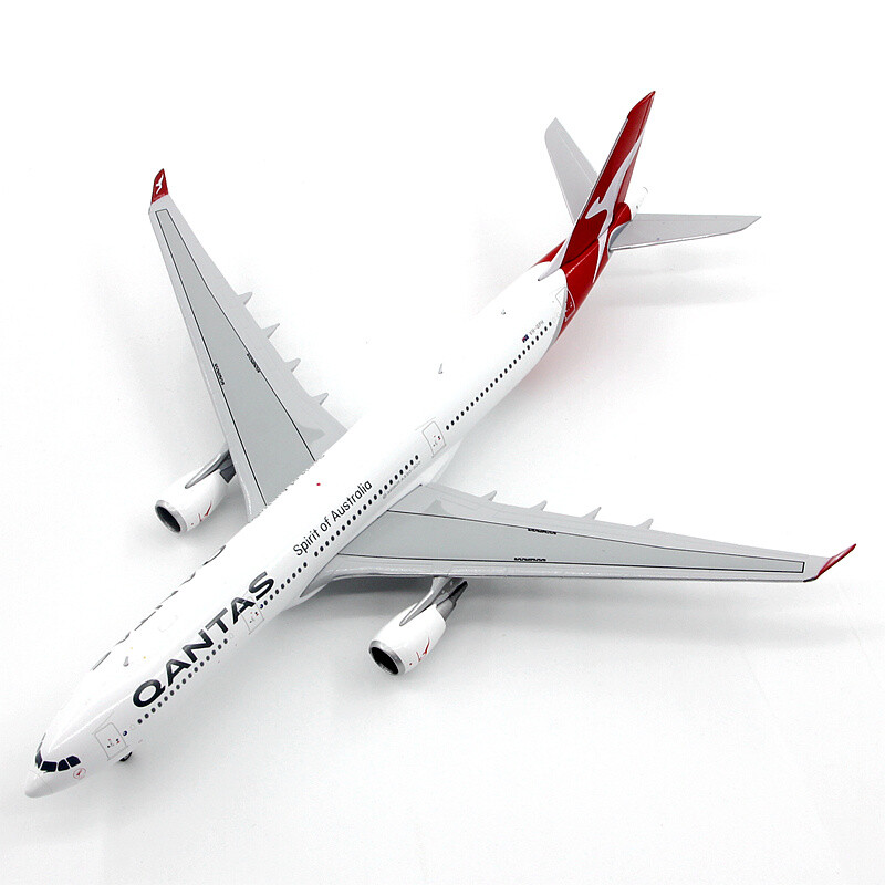 Gemini Jets 1/400 エアバス A330-300 Amazon.com: GeminiJets GJDLH2191 Lufthansa Airbus A330-300