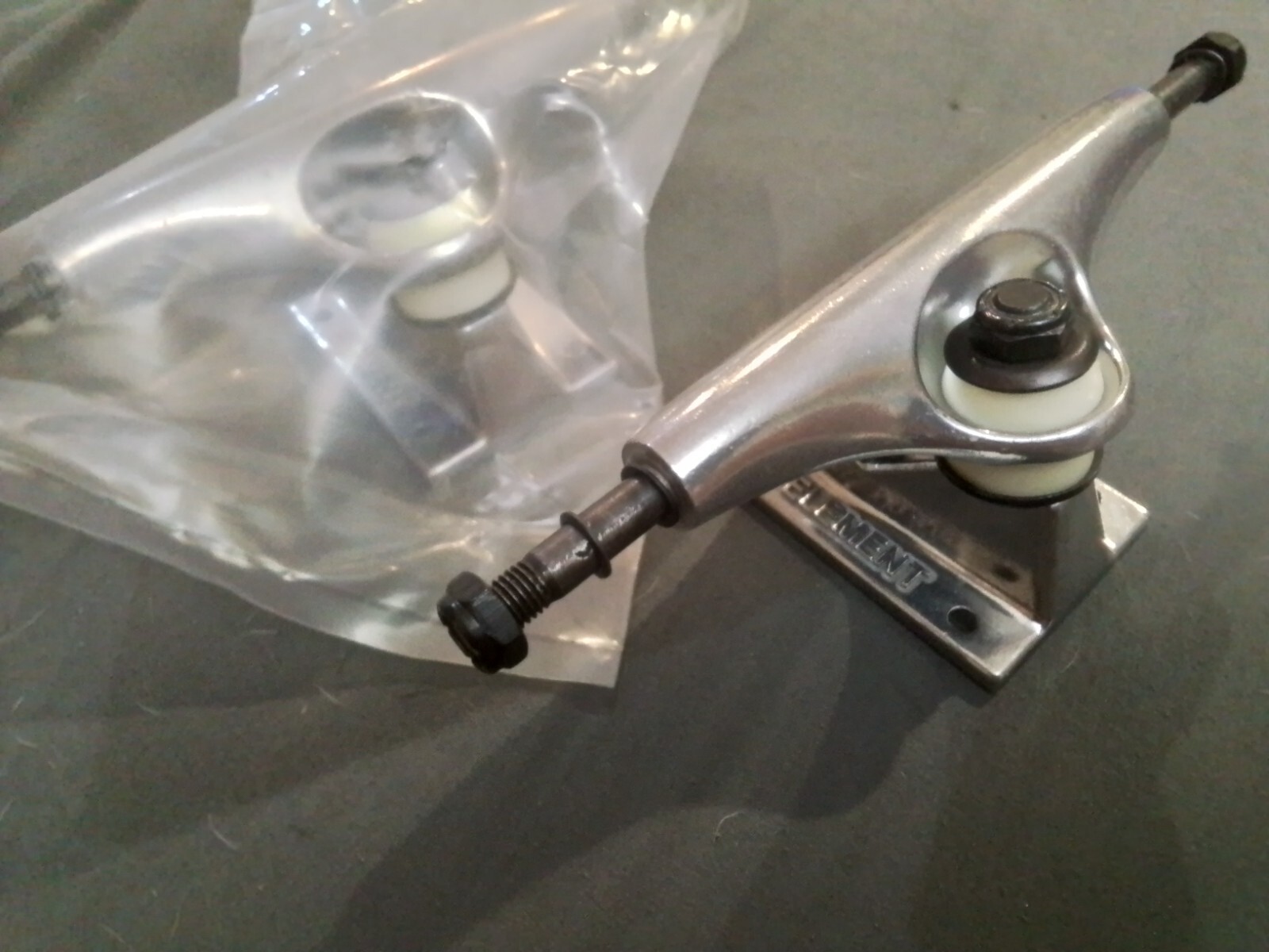 ELEMENT pair of 7 5/8" Skateboard Trucks -  Silver - New in 