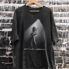 Eddie Van Halen Spotlight Guitar Legend Hard Rock Graphic T-Shirt