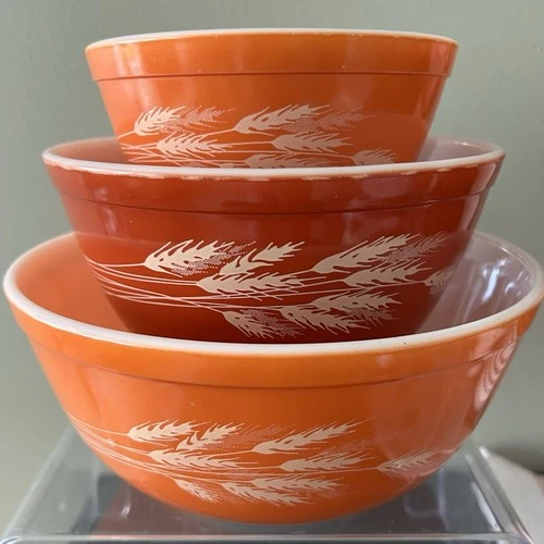 Vintage Pyrex Autumn Harvest Wheat Nesting Mixing Bowls Set of 3 #401 402 403