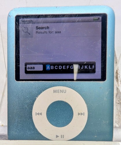 Apple iPod Nano 3rd Gen 8GB Player - Blue
