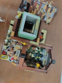 LEGO Ideas Old Fishing Store 21310 Minifigures Manual