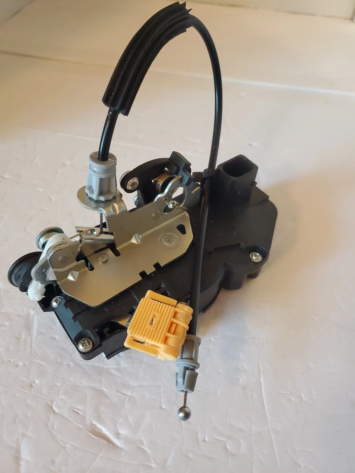 Motor actuador cerradura puerta trasera izquierda eléctrica con cable GMC Sierra 1500 2013 Foto 4 de 4