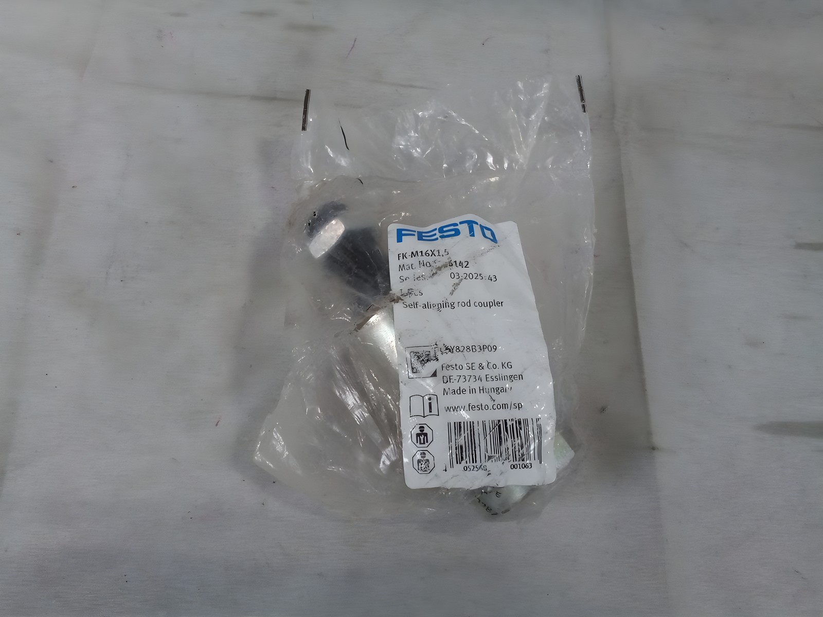 Festo FK-M16X1,5 6142 Self-Aligning Rod Coupler