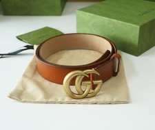 Unisex Gucci Leather Belt in Brown with Gold-Tone Double G Buckle