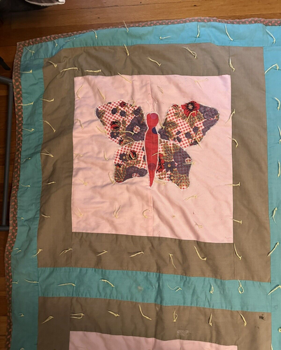 Vintage Antique Butterfly Patchwork Quilt King Size Handmade Sold As Is. - Picture 11 of 12