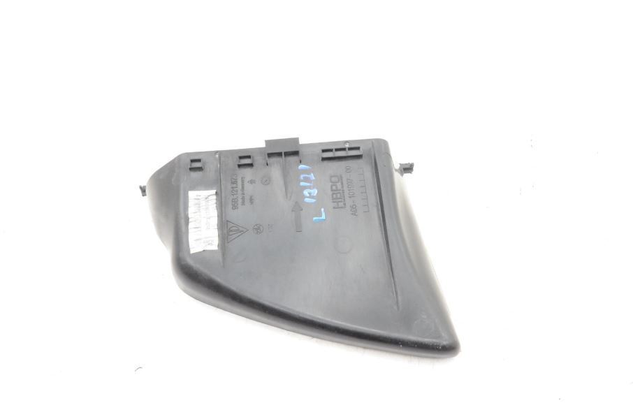 2015-2019 Porsche Macan S 3.0L Driver Left Front Air Guide 