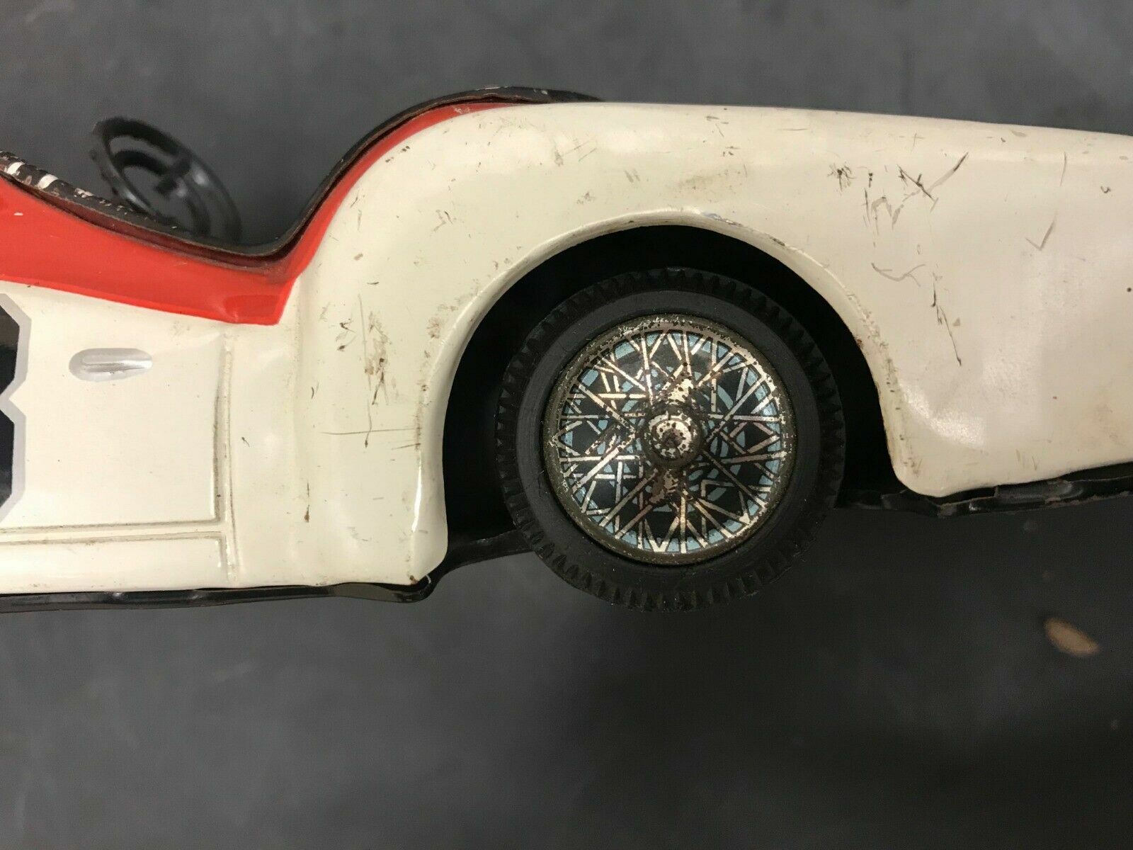 VINTAGE BANDAI 1960'S FRICTION TRIUMPH TR3 TIN TOY CAR JAPAN RED WHITE