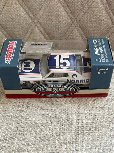 RARE ACTION RACING GOLD SERIES NASCAR BUDDY BAKER 1976 FORD TORINO 1/64 CAR NEW