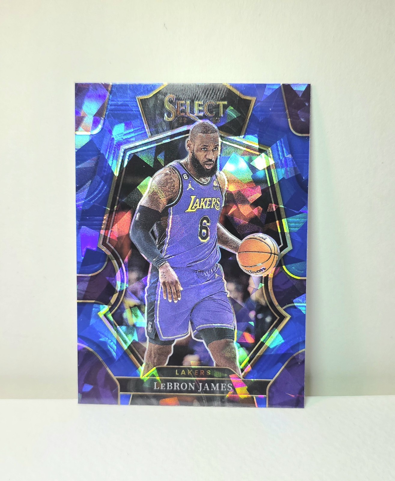 2022-23 Panini Select Lebron James Premier Level Blue Ice Prizm no.126 Lakers