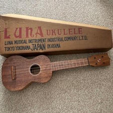 LUNA ukulele vintage out of print with box