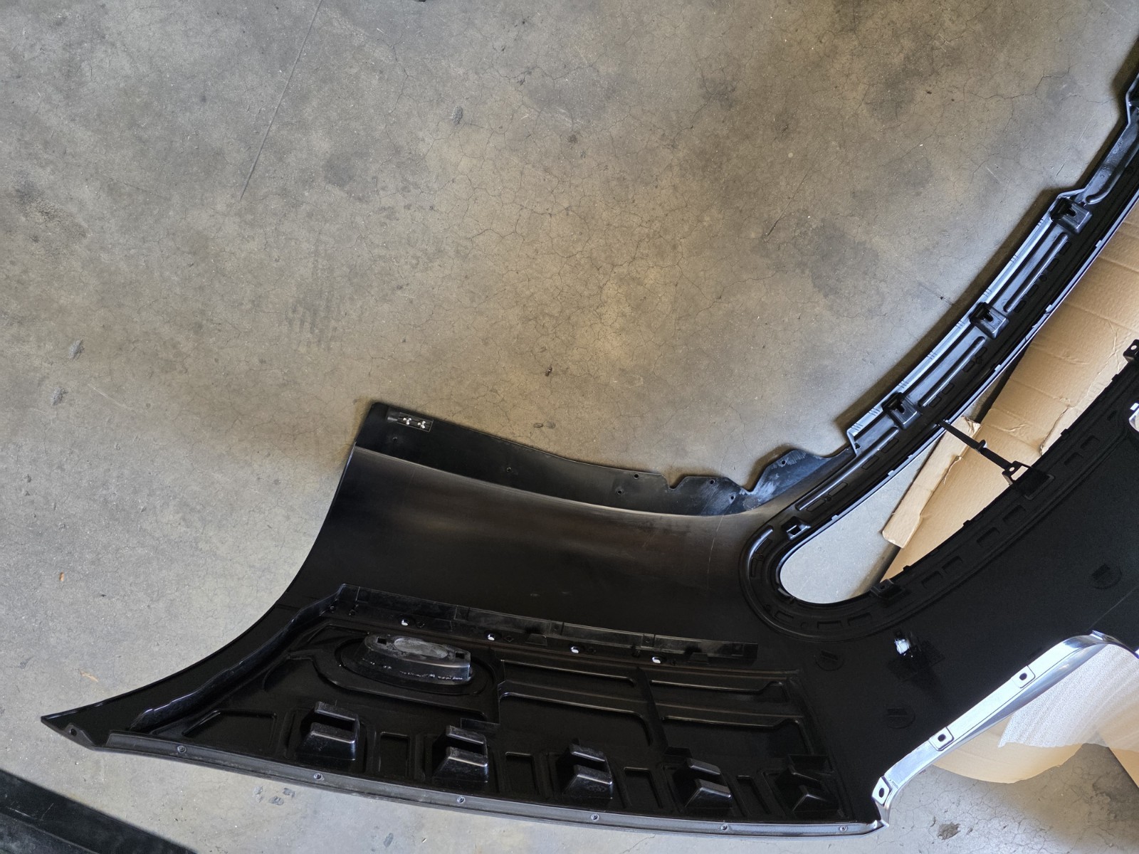 BENTLEY FLYING SPUR REAR BUMPER OEM 3W5807421D 3W5807417AK